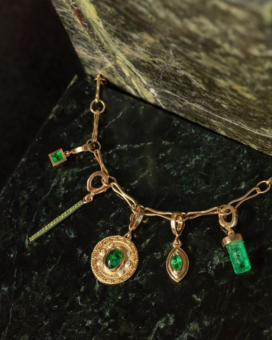 Jewelry Azlee | Emerald Carre Charm